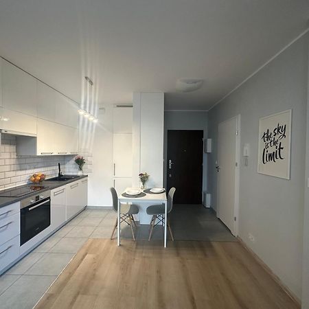 Cosy Apartment Near To The Chopin'S Airport Cybernetyki 2C وارسو المظهر الخارجي الصورة